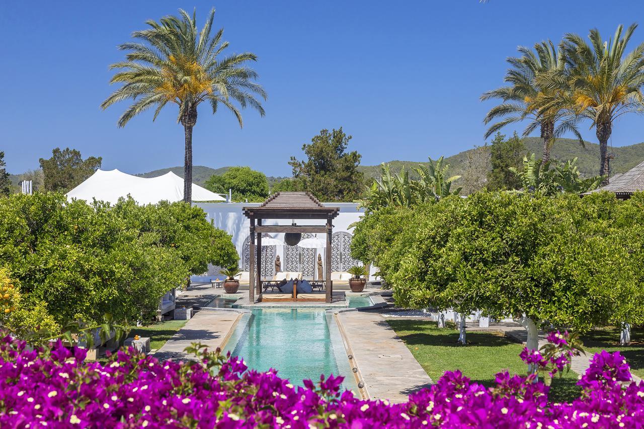 Agroturismo Atzaro Санта-Эулалия-дель-Рио Экстерьер фото