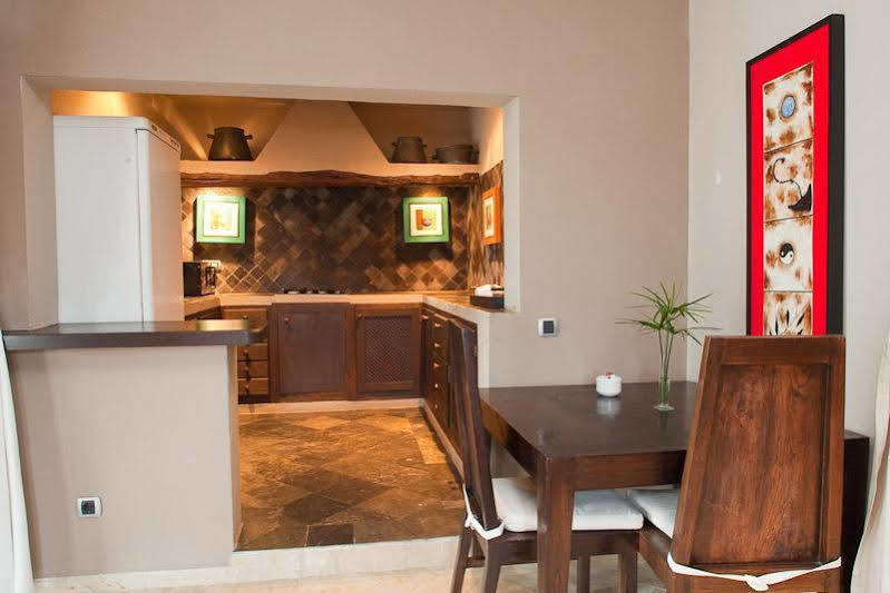 Agroturismo Atzaro Санта-Эулалия-дель-Рио Экстерьер фото