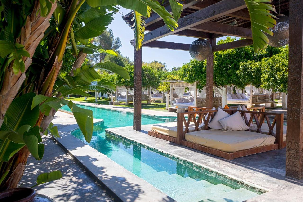 Agroturismo Atzaro Санта-Эулалия-дель-Рио Экстерьер фото