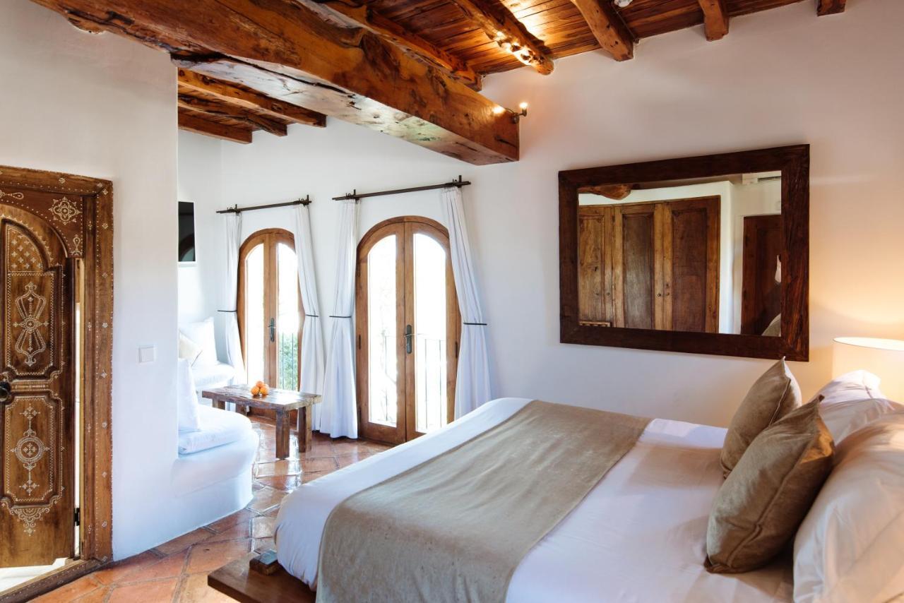 Agroturismo Atzaro Санта-Эулалия-дель-Рио Экстерьер фото